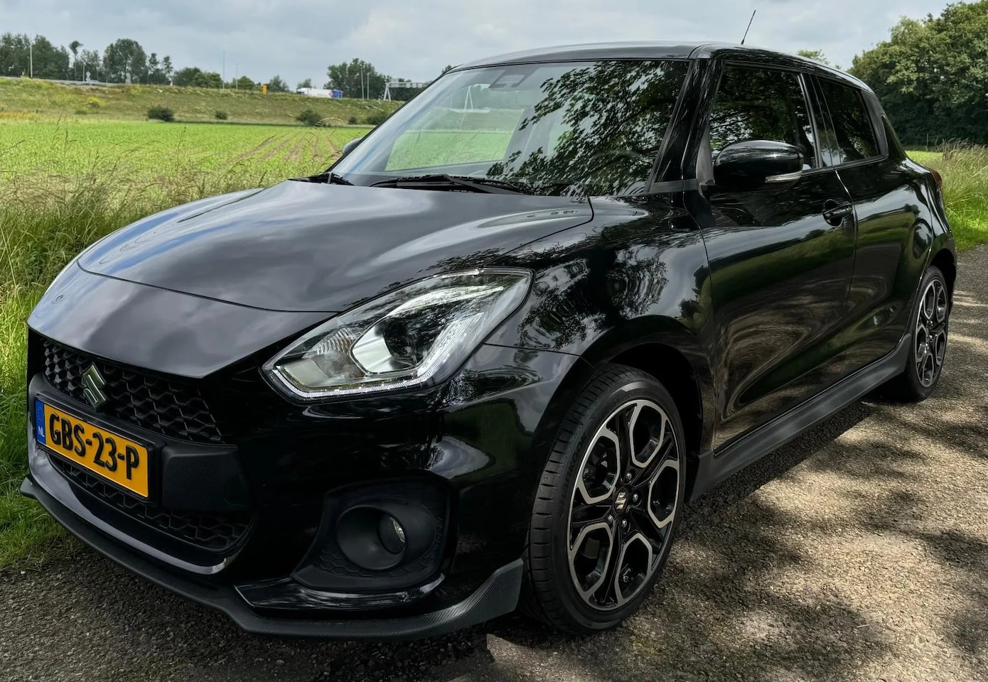 Suzuki Swift - 1.4 Sport 2018 NAVI CLIMA 140PK - AutoWereld.nl