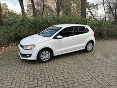 Volkswagen Polo - 1.4-16V Highline