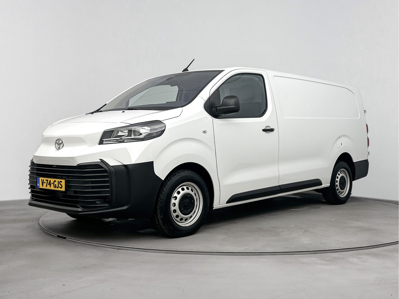 Toyota PROACE Long Worker - 2.0 D-4D Challenger | Direct beschikbaar | 2500kg trekhaakgewicht | incl laadvloer + Lat-o - AutoWereld.nl