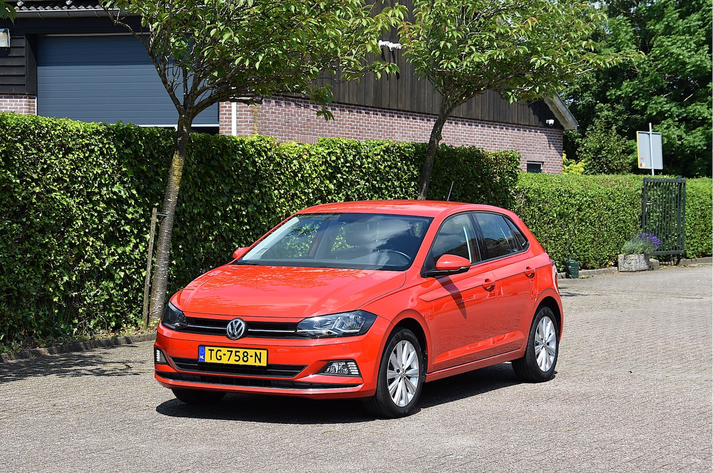 Volkswagen Polo - 96 PK TSI Highline ECC PDC Carplay NAP 1e eigenaar - AutoWereld.nl