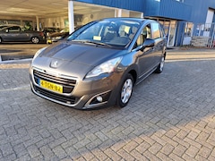 Peugeot 5008 - 1.6 THP Active 5p