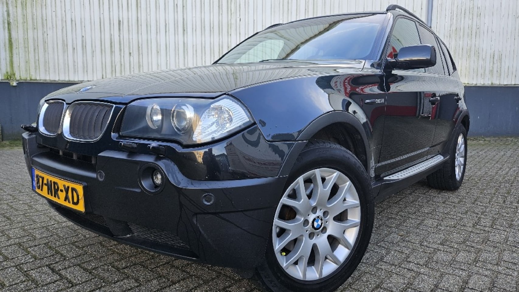 BMW X3 - 3.0i Executive youngtimer - AutoWereld.nl