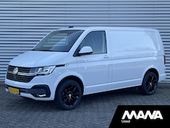 Volkswagen Transporter - 2.0 TDI L1H1 150PK Automaat Lm wielen Navi Car-Play Sensoren 12V Cruise Spiegelverwarming