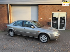 Ford Mondeo - 2.0-16V Collection|AUTOMAAT|NIEUWE APK|CRUISE