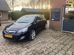 Opel Astra - 1.6 T Executive