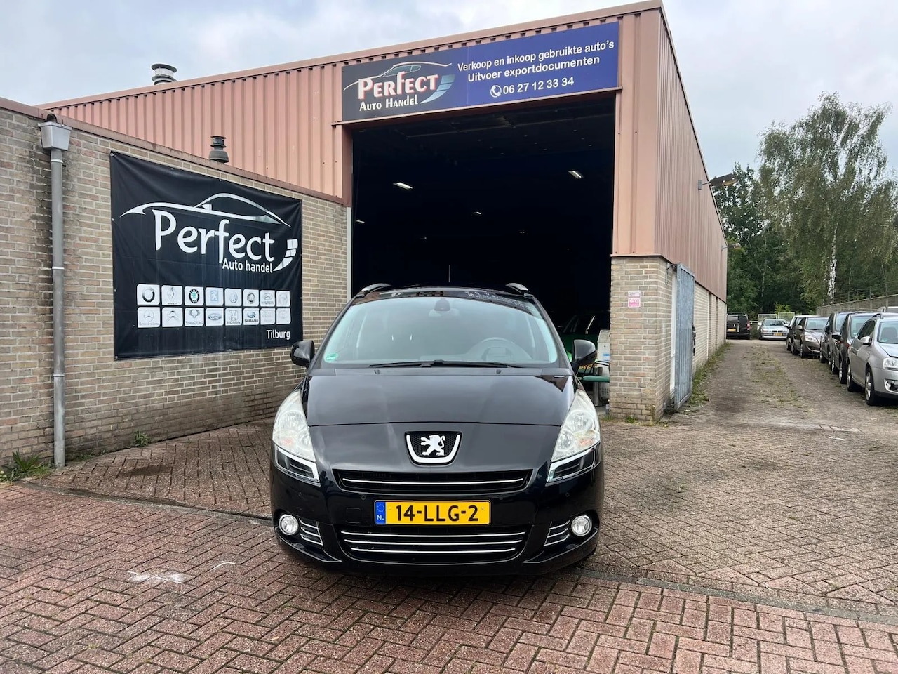 Peugeot 5008 - 1.6 THP Blue Lease Executive 7p. 1.6 THP Blue Lease Executive 7p. - AutoWereld.nl