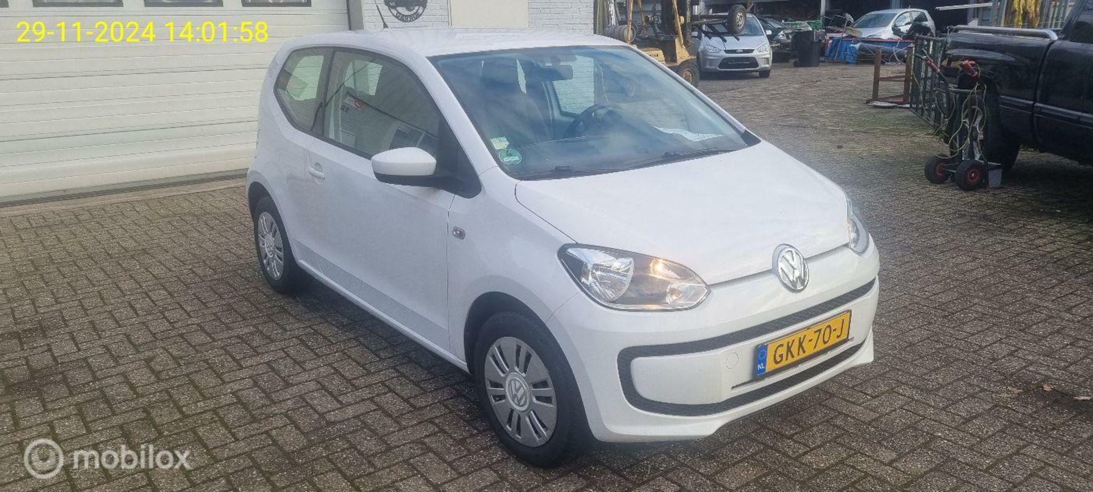 Volkswagen Up! - 1.0 take up BlueMotion nwe apk airco radio/cd