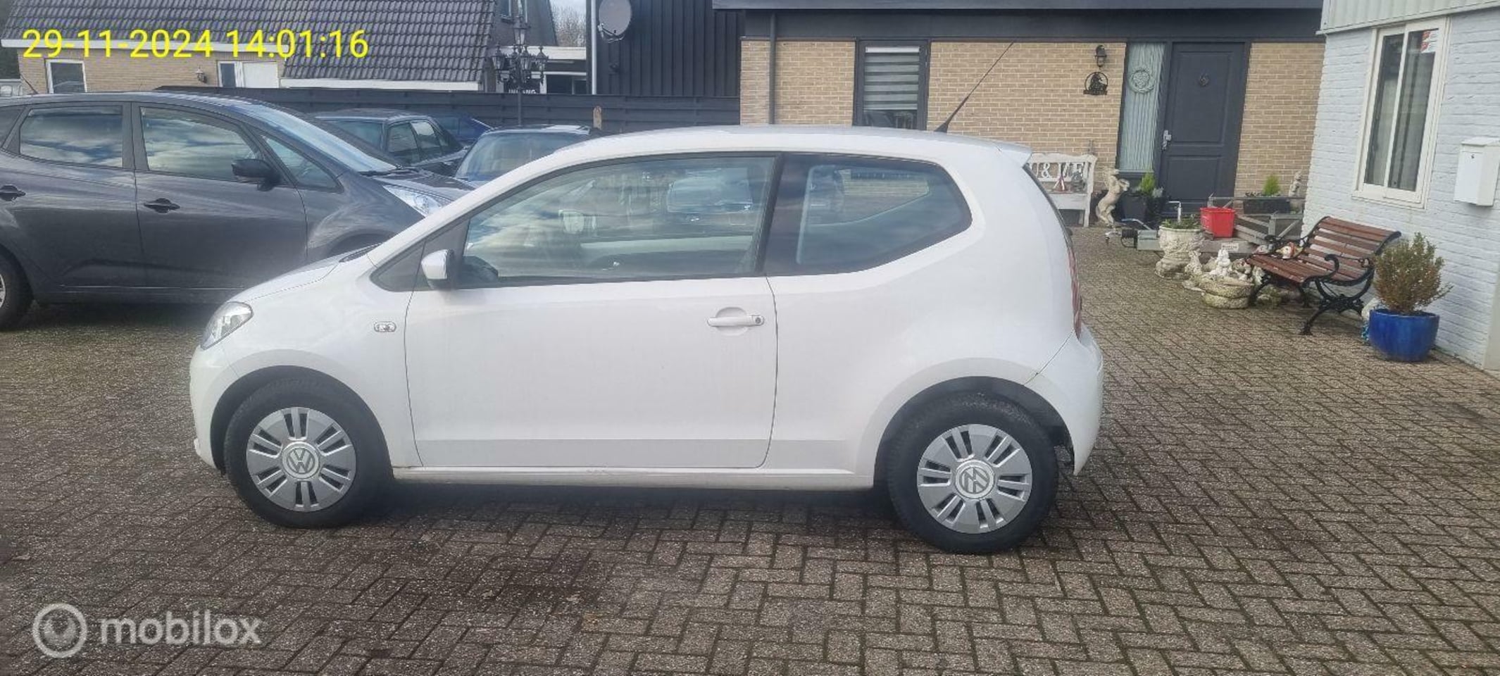 Volkswagen Up! - 1.0 take up BlueMotion nwe apk airco radio/cd