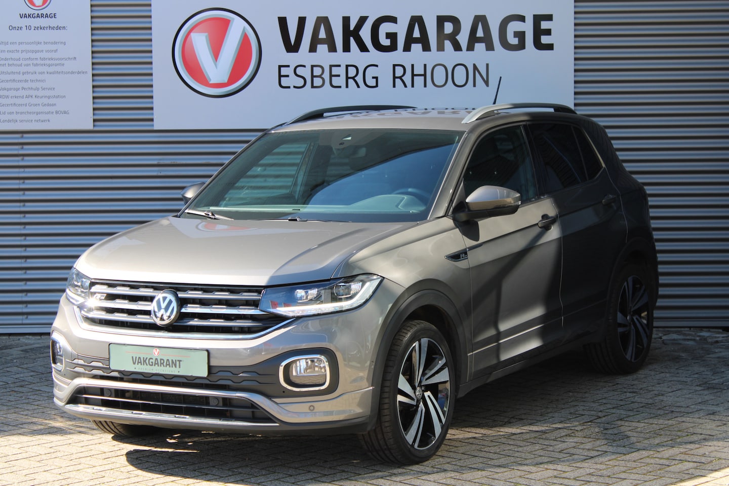 Volkswagen T-Cross - 1.0 TSI Style Business R 2x-R-LINE DSG,R-LINE,LED,VIRTUAL - AutoWereld.nl