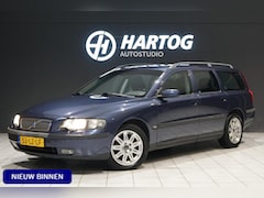 Volvo V70 - 2.4 Comfort Line 170PK + TREKHAAK / LEDER