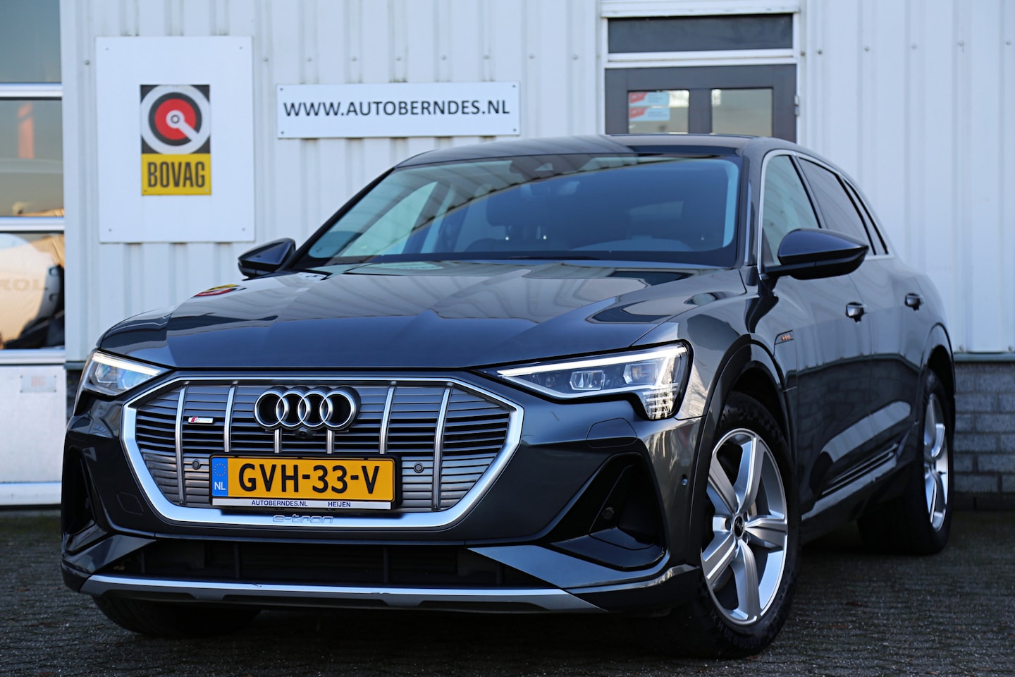 Audi e-tron - 55 quattro S-Line 408PK 95 kWh*Excl. BTW*Adapt. Luchtvering/Sportstoelen Leder/ACC/Afneemb - AutoWereld.nl