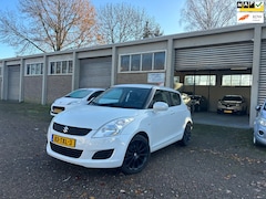 Suzuki Swift - 1.2 Comfort EASSS Airco/Stoelverwarming/Lichtmetalen velgen NAP