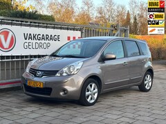 Nissan Note - 1.6 Acenta Automaat nwe APK Nwe voorbanden