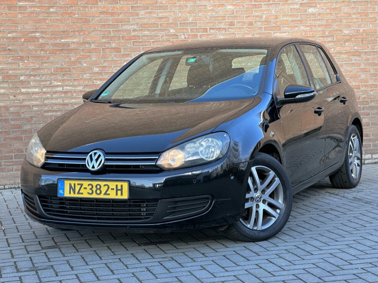 Volkswagen Golf - 1.4 TSI Highline 5-Deurs - Airco - Stoelverwarming - AutoWereld.nl