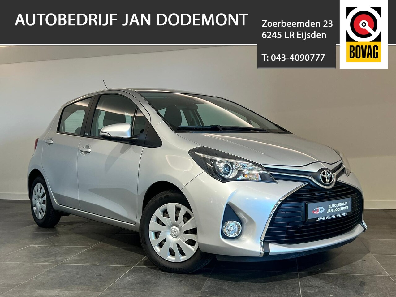 Toyota Yaris - 1.3 73KW 5DR Edition S / Navigatie / Stoelverwarming / Cruise Control / Achteruitrijcamera - AutoWereld.nl