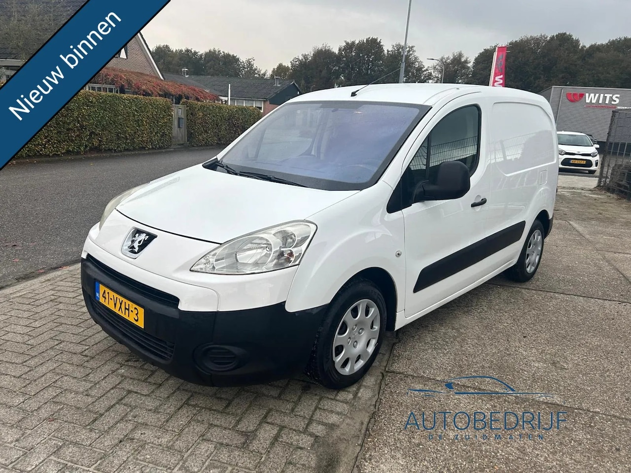 Peugeot Partner - 120 1.6 HDI L1 XT 120 1.6 HDI L1 XT - AutoWereld.nl