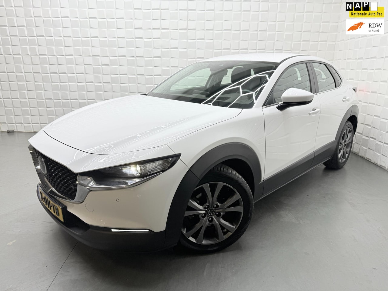 Mazda CX-30 - 2.0 e-SkyActiv-G M Hybrid Comfort 1STE EIGENAAR! - AutoWereld.nl