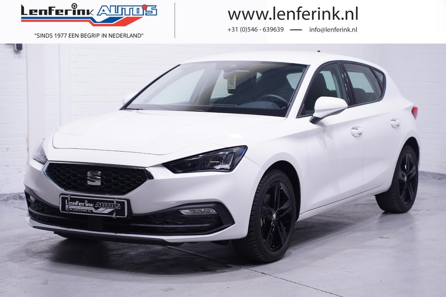 Seat Leon - 1.0 TSI Style Clima Cruise App connect Navi PDC v+a Stoel- en stuurverwarming - AutoWereld.nl