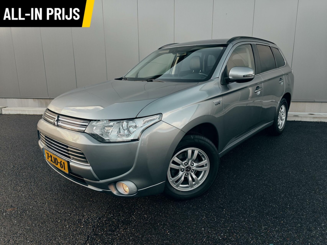 Mitsubishi Outlander - 2.0 PHEV Business Edition 2.0 PHEV Business Edition - AutoWereld.nl