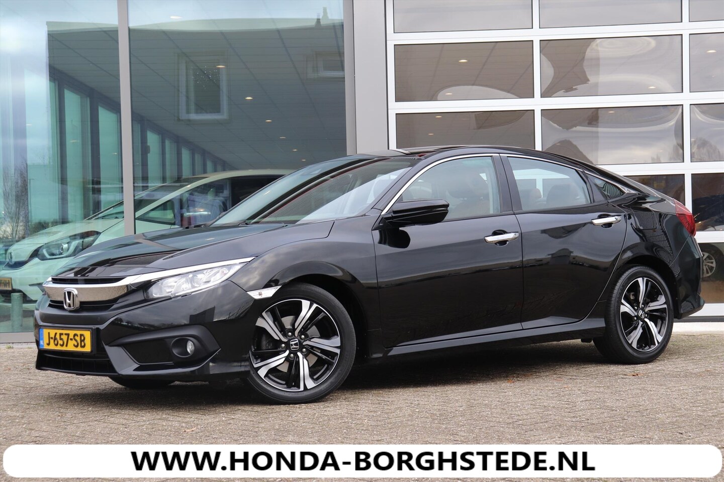 Honda Civic - 1.5T 182pk Elegance Automaat I Lederen bekleding - AutoWereld.nl