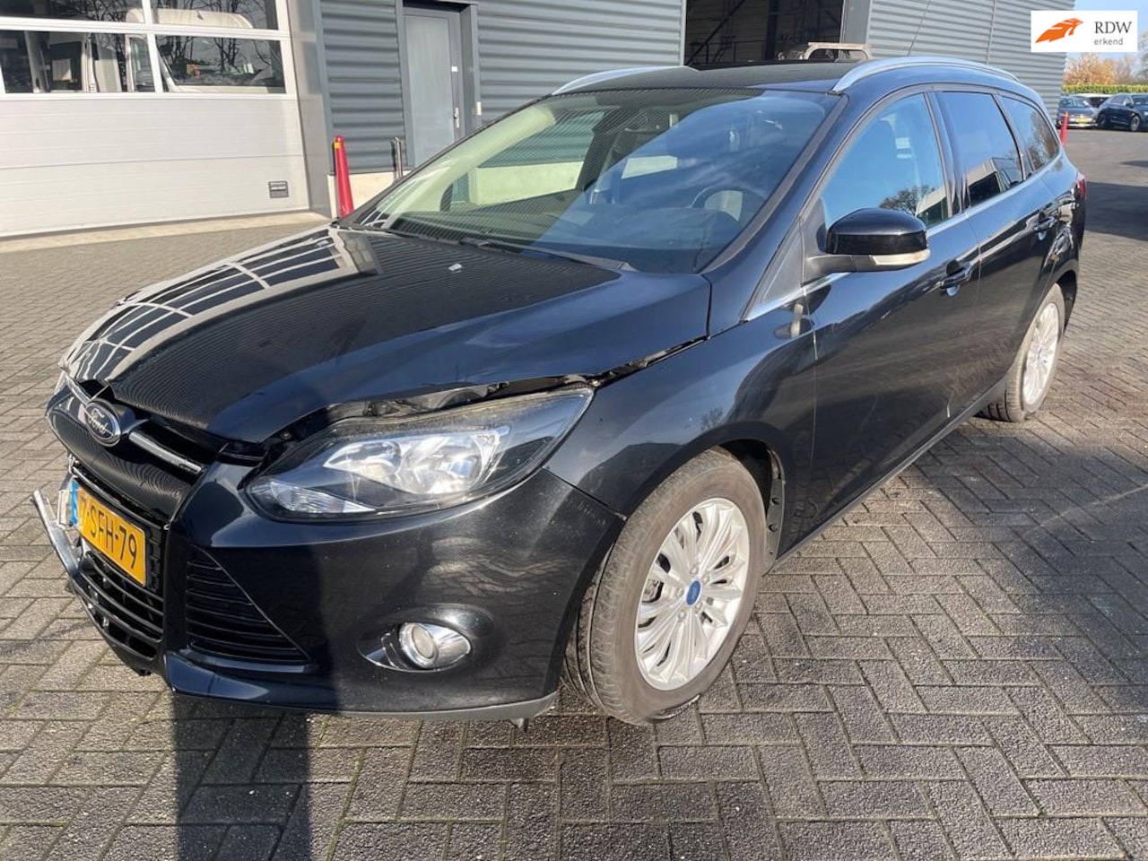 Ford Focus Wagon - 1.0 EcoBoost Titanium 1.0 EcoBoost Titanium - AutoWereld.nl