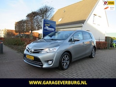 Toyota Verso - 1.8 VVT-i Aspiration 7 Pers. Automaat (Navi, Camera, Cruise, Trekhaak, Panoramadak)