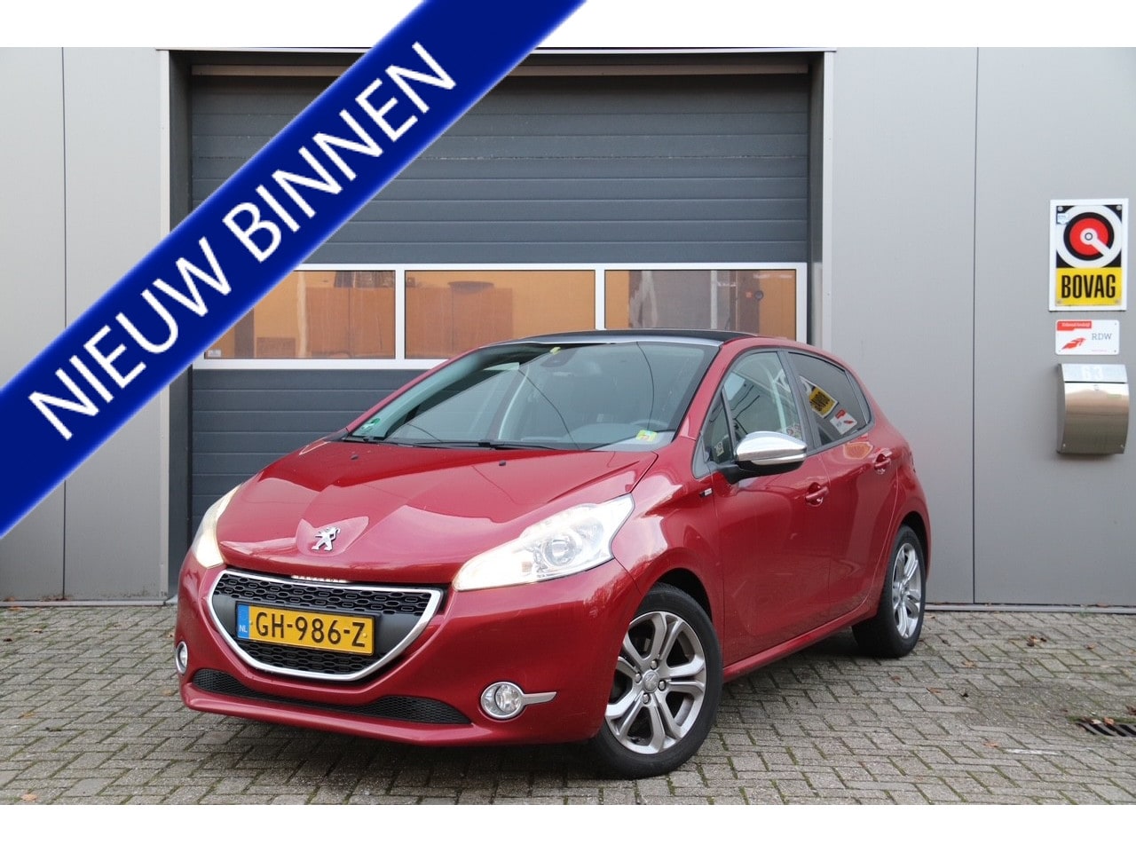 Peugeot 208 - 1.2 PureTech Style Pack Plus 1.2 PureTech Style Pack Plus - AutoWereld.nl