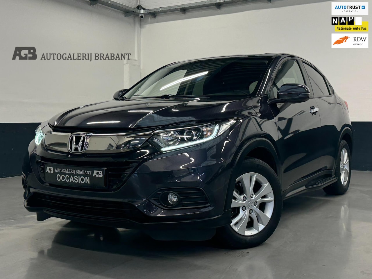 Honda HR-V - 1.5 i-VTEC Elegance Automaat/ZeerNette/Carplay/Camera - AutoWereld.nl