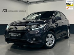 Honda HR-V - 1.5 i-VTEC Elegance Automaat/ZeerNette/Carplay/Camera