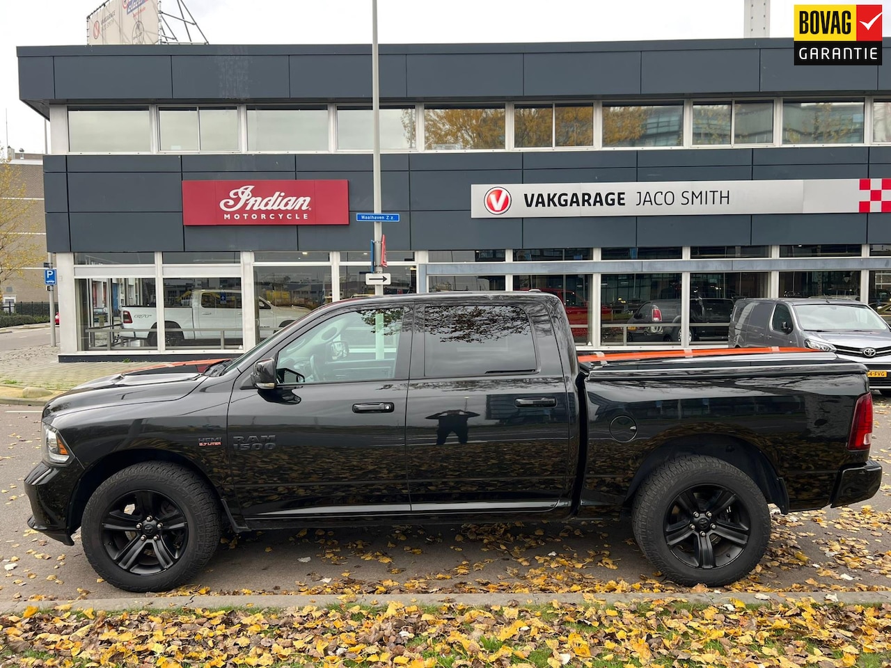 Dodge Ram 1500 - 5.7 V8 4x4 Crew Cab 5'7 Sport 5.7 V8 4x4 Crew Cab 5'7 Sport - AutoWereld.nl