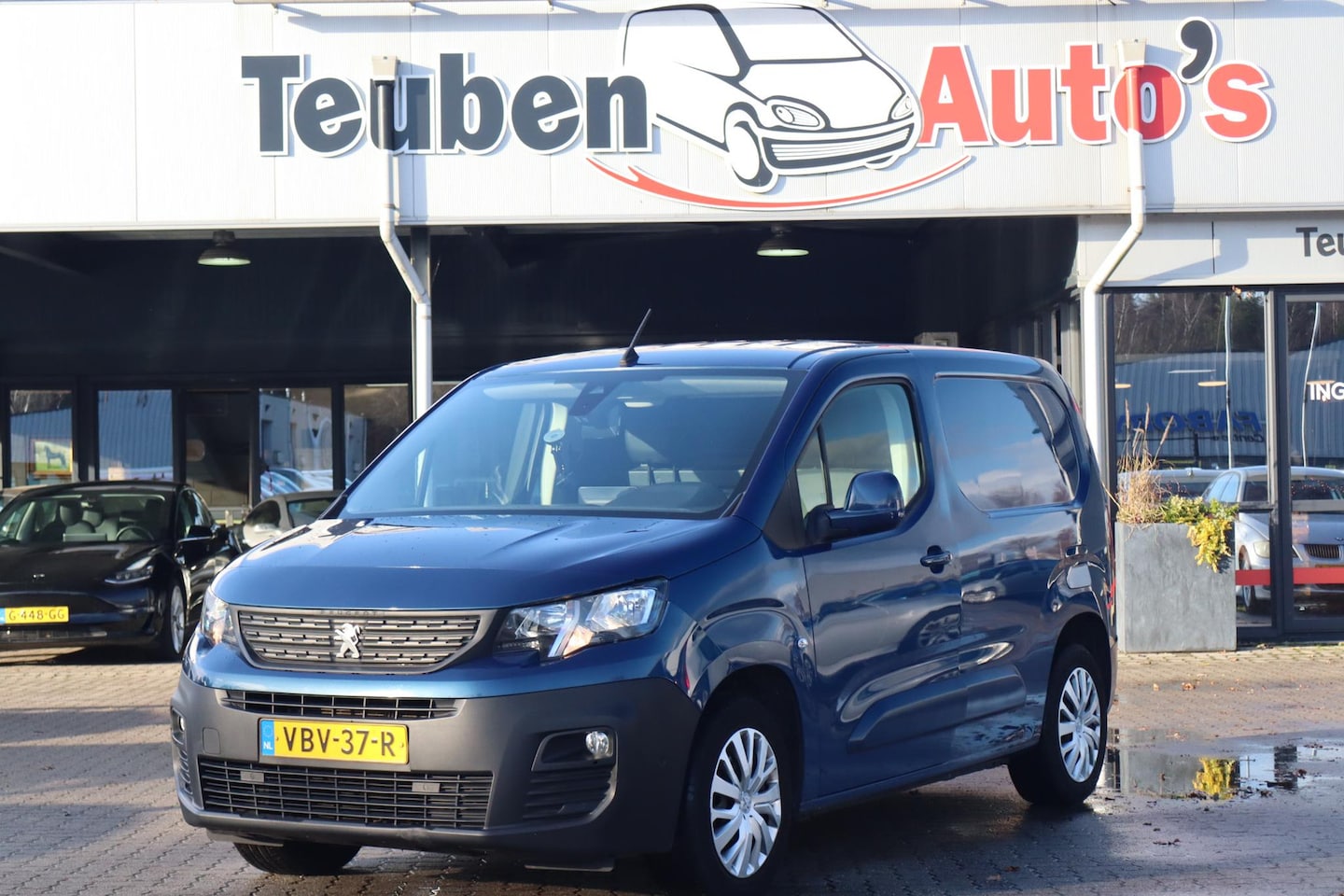 Peugeot Partner - 1.5 BlueHDI Asphalt !!Zie opmerking!! Camera, Automaat, Climate control, Apple Carplay, !! - AutoWereld.nl