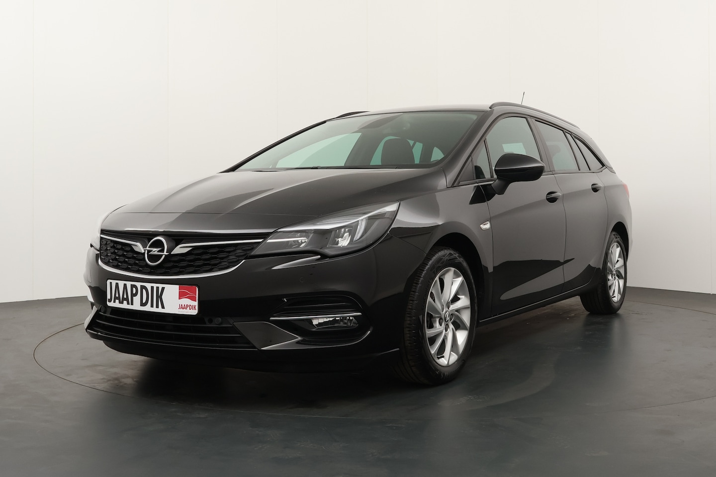 Opel Astra Sports Tourer - BWJ 2020 / 1.2T Executive Edition LED / CLIMA / CRUISE / NAVI / BLUETOOTH / APPLE CARPLAY - AutoWereld.nl