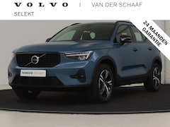 Volvo XC40 - B3 177 pk Plus Dark | Trekhaak | Stand kachel | 360° Camera |