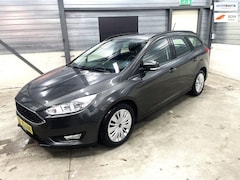 Ford Focus Wagon - 1.0 Titanium 1ste eigenaar carplay zeer net