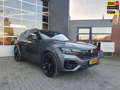 Volkswagen Touareg - 3.0 TSi 4MOTION R. 340KW/462PK, zwenkbare trekhaak, 21"suzuka, Puglia leer, Pano, luchtver