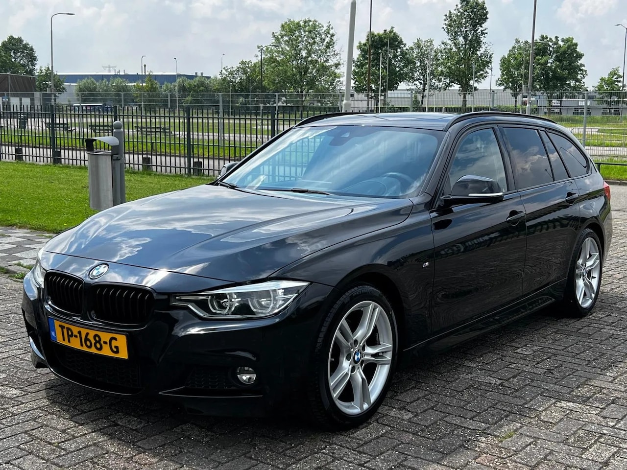 BMW 3-serie Touring - 320d Centennial High Executive M-pakket - AutoWereld.nl