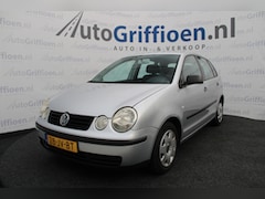 Volkswagen Polo - 1.2-12V nette 5-deurs met trekhaak