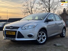 Ford Focus - 1.6 TI-VCT AIRCO CRUISE CTRL 5DEURS