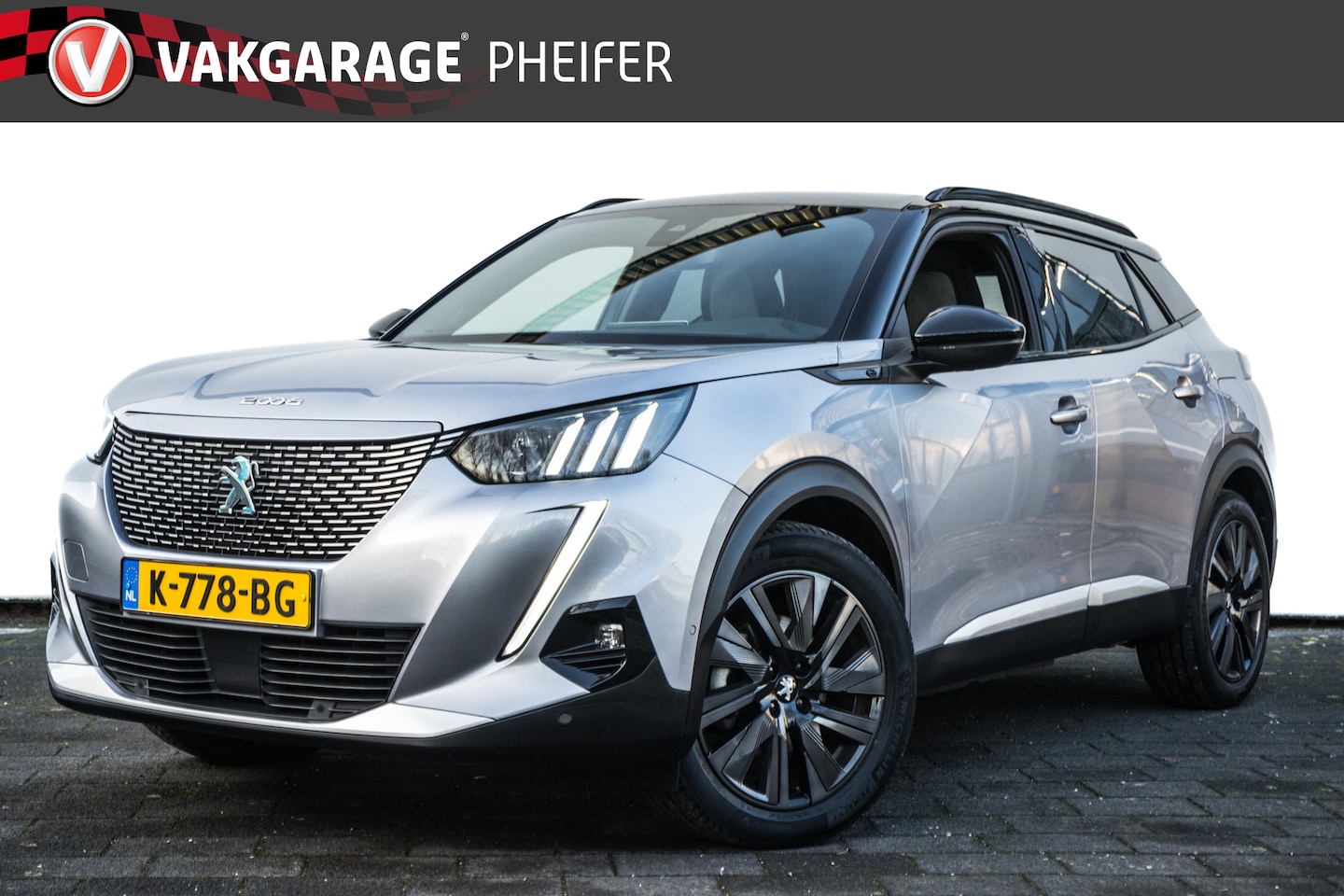 Peugeot e-2008 - EV GT 50 kWh Panoramadak/ Camera/ Blindspot/ Carplay/ Navigatie/ Full led/ Stoelverwarming - AutoWereld.nl