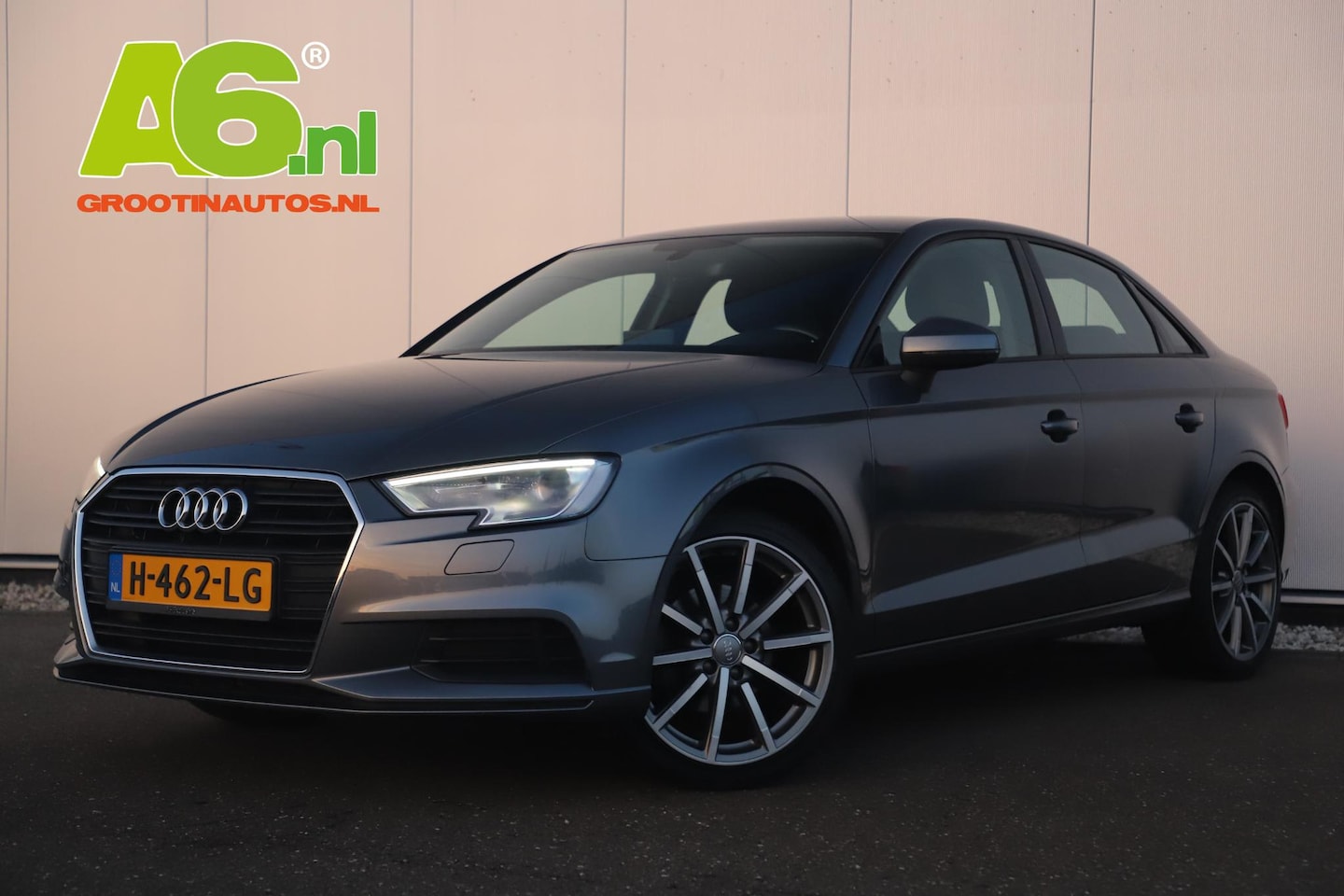 Audi A3 Limousine - 30 TFSI Pro Line Xenon LED 18 inch S-Line Velgen Navigatie Airco Cruise Parkeersensor Blue - AutoWereld.nl