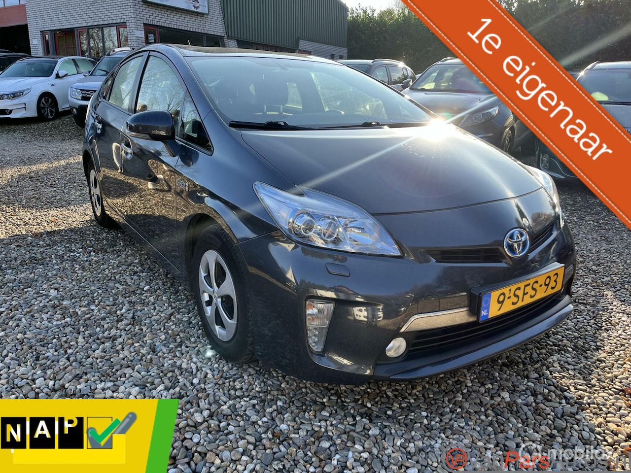 Toyota Prius - 1.8  Plug-in Executive Business 1.8 Plug-in Executive Business - AutoWereld.nl