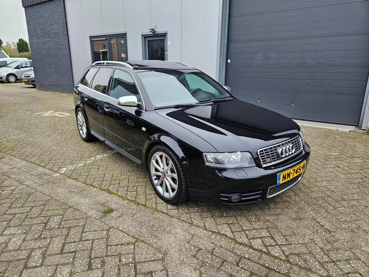 Audi A4 Avant - 4.2 V8 quattro S4 4.2 V8 quattro S4 - AutoWereld.nl