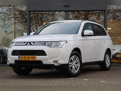 Mitsubishi Outlander - 2.0 Intense|Climate|Navi|trekhaak 1600kg|