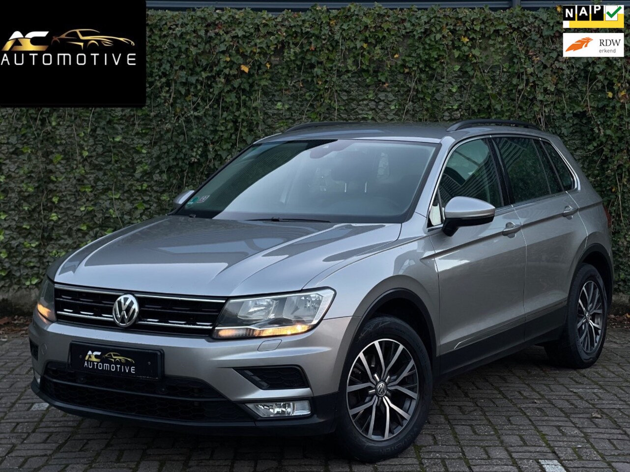 Volkswagen Tiguan - 2.0 TDI Highline 2017 DSG NAVI - AutoWereld.nl