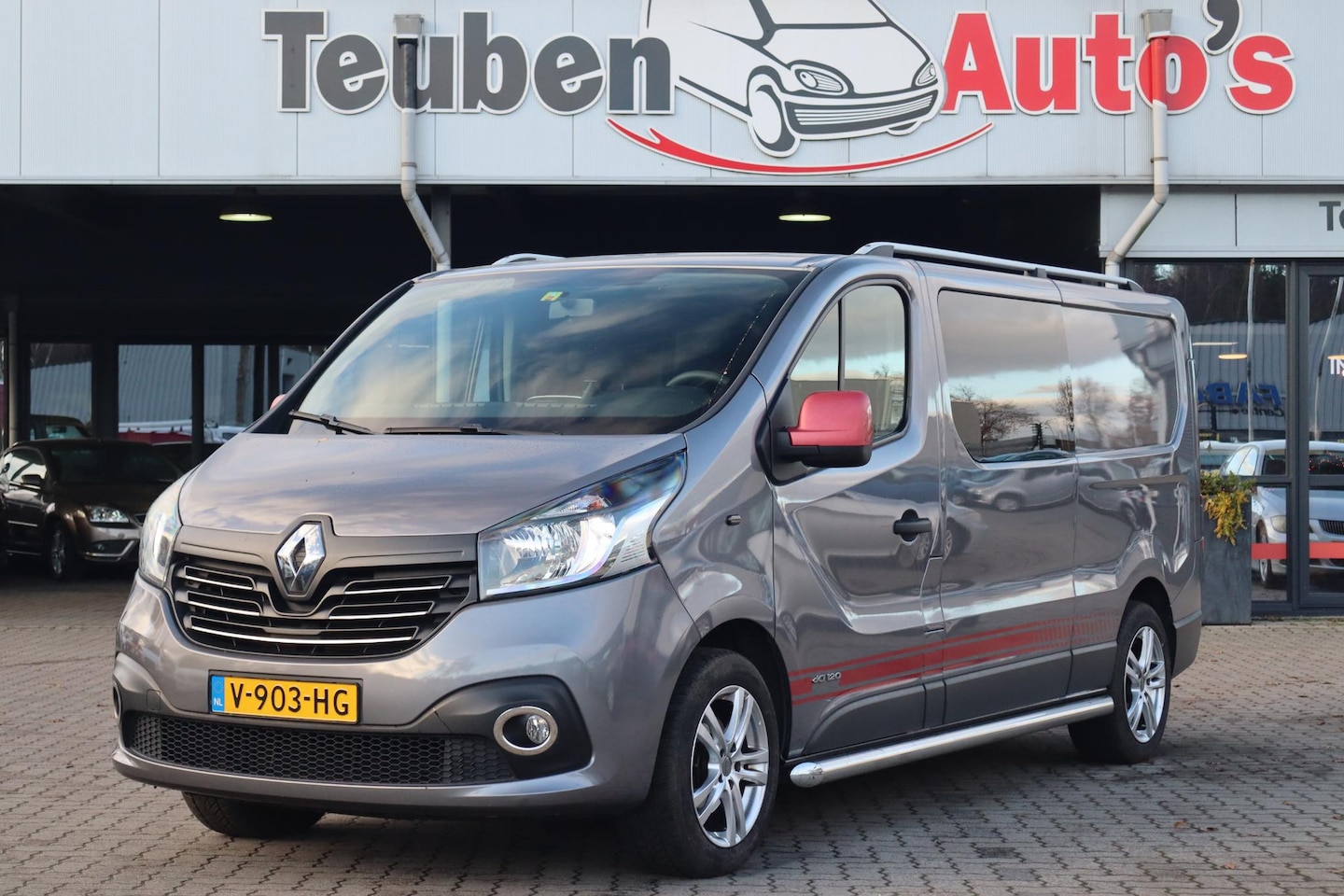 Renault Trafic - 1.6 dCi T29 L2H1 DC Comfort !!Marge, Zeer nette bus!! Camera, Navigatie, Side bars, Cruise - AutoWereld.nl