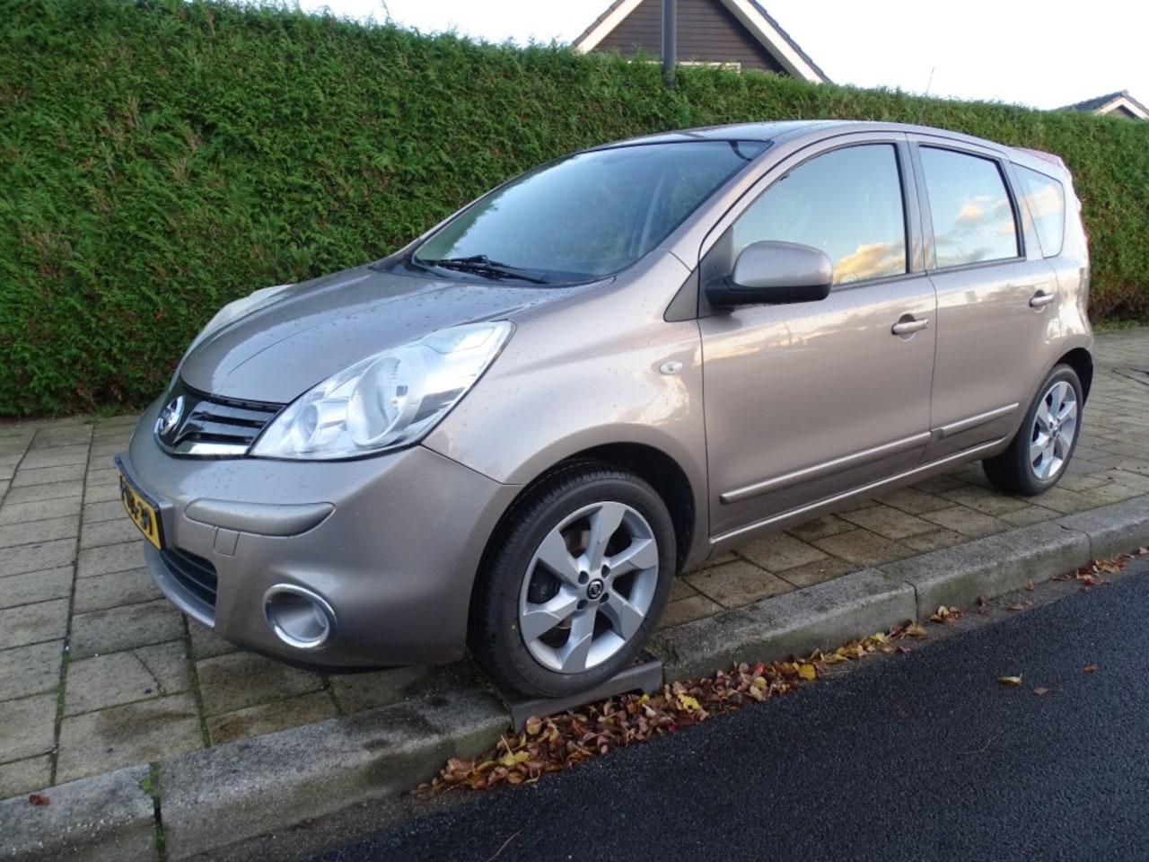 Nissan Note - 1.6 CONNECT EDITION-Automaat-Clima-Cruise-Hlf Leer-PDC - AutoWereld.nl