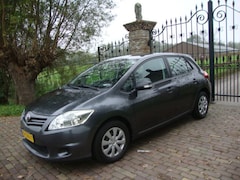 Toyota Auris - Auris 1.3