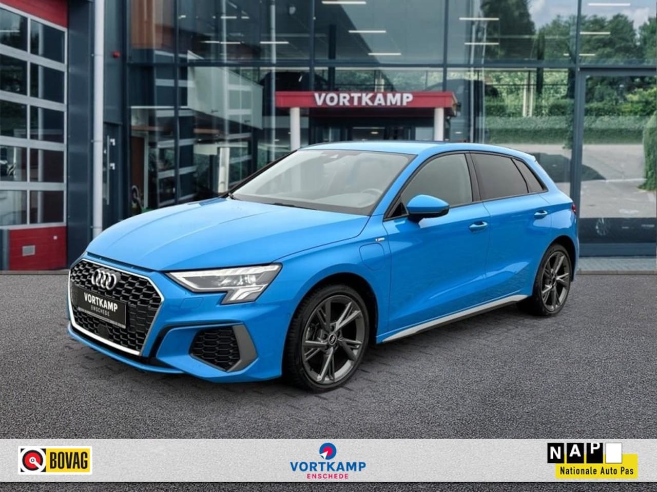 Audi A3 - 40 TFSIe S LINE CAMERA/NAVI/CRUISE/STOELVERW - AutoWereld.nl