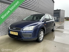 Ford Focus - 1.6-16V Nieuwe APK|NAP|Airco|Elec.Rm.|Onderhoudsb