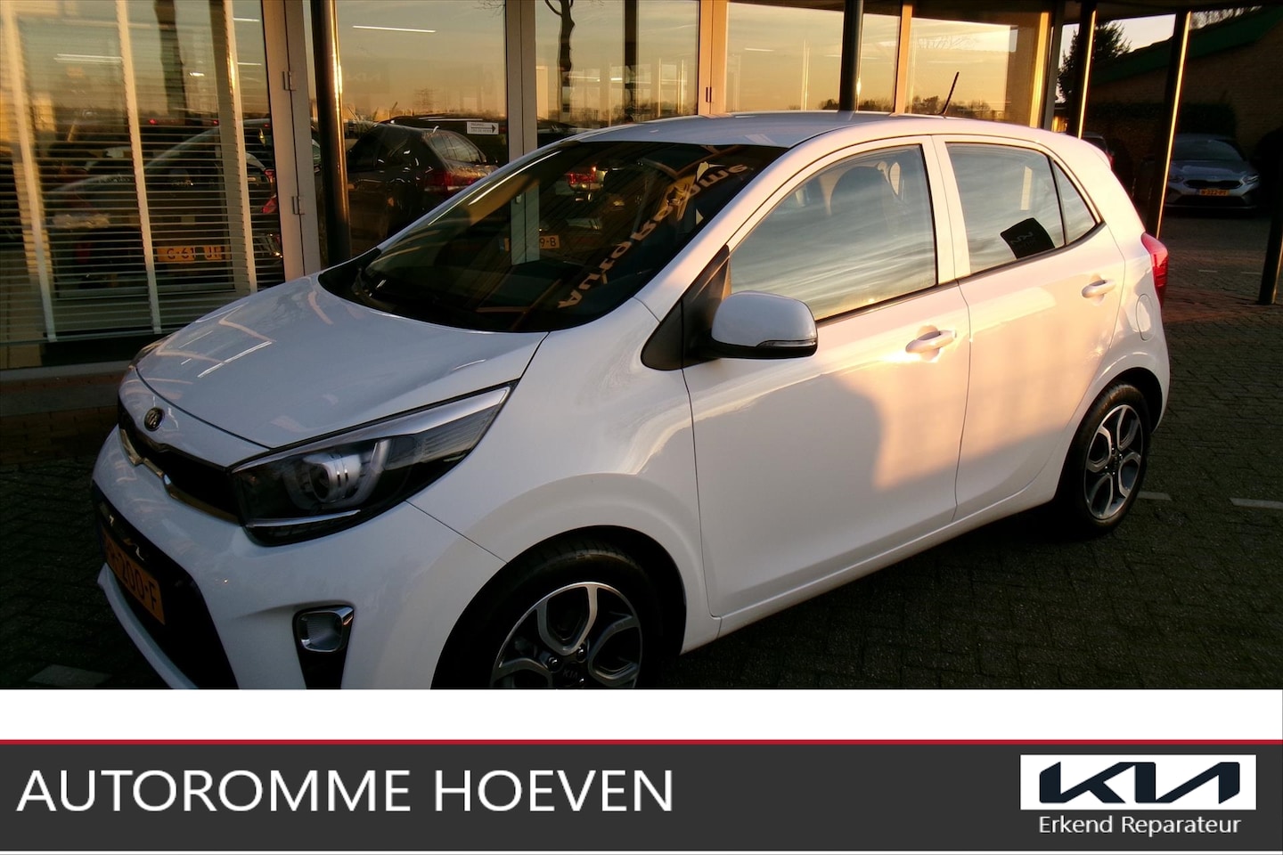 Kia Picanto - 1.0 5-zits First Edition Luxe Clma Cruise Navi - AutoWereld.nl